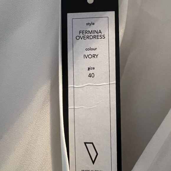 Sophie Et Voila Overdress - Picture 5 of 9